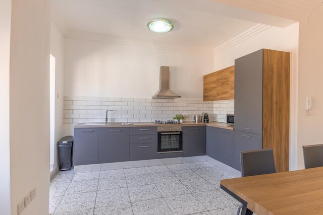 ラージ シー ビュー 2 ベッドルーム アパートメント