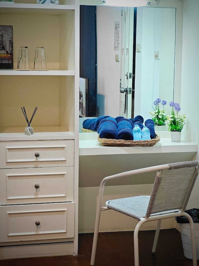 ホーミー ステイ アンド カフェ バイ ヘマトア