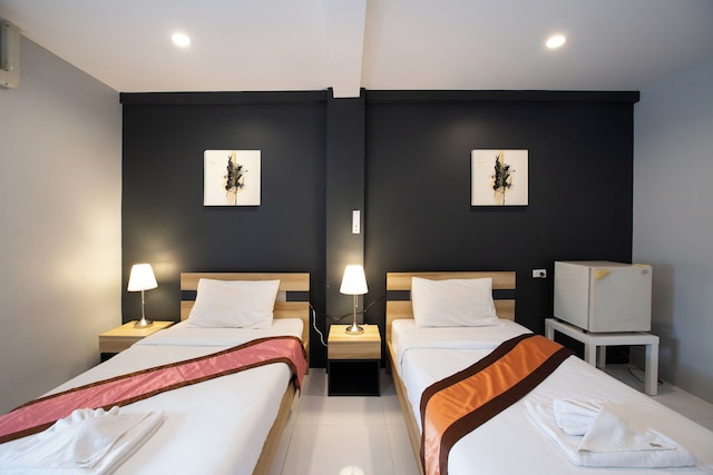 185 @ スラウォン ホテル