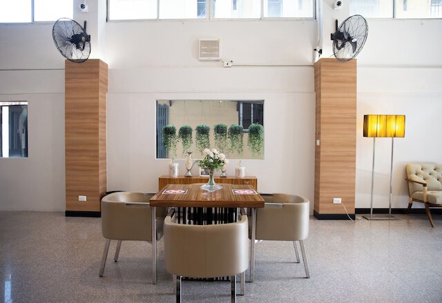 185 @ スラウォン ホテル