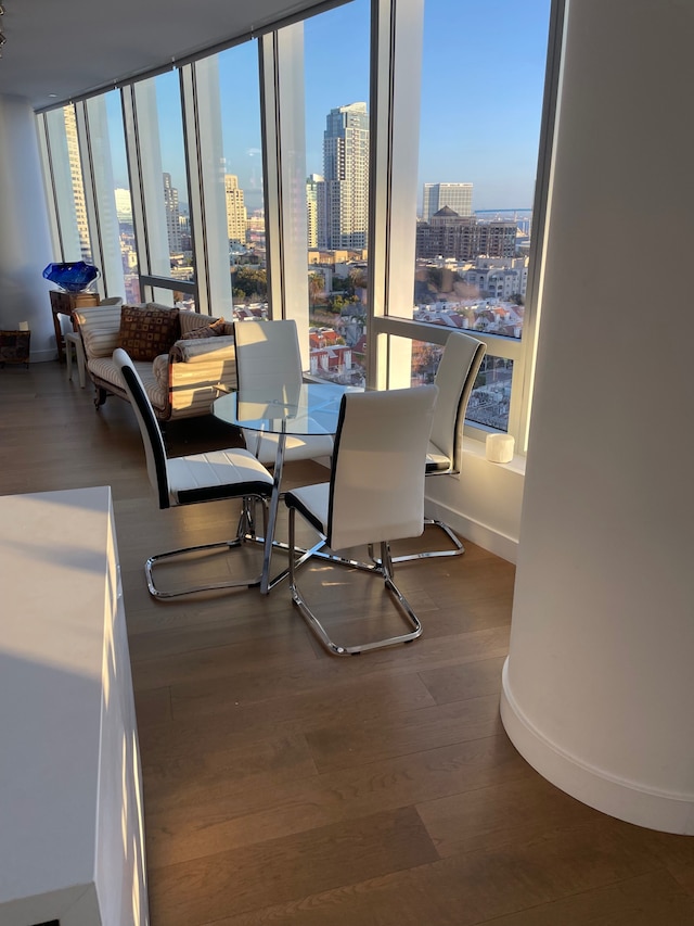 NO ロンガー アベイラブル!!!!!!