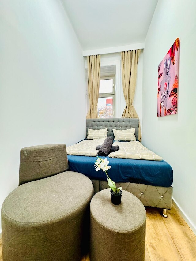 コージールームズ スーパーロケーション ニア アウガルテン