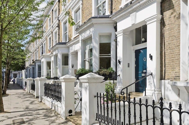 ゴージャス & グランド 5 ベッド ハウス, ホランドパーク