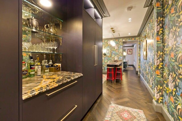 カラフル 3 ベッド ケンジントン ガーデン フラット