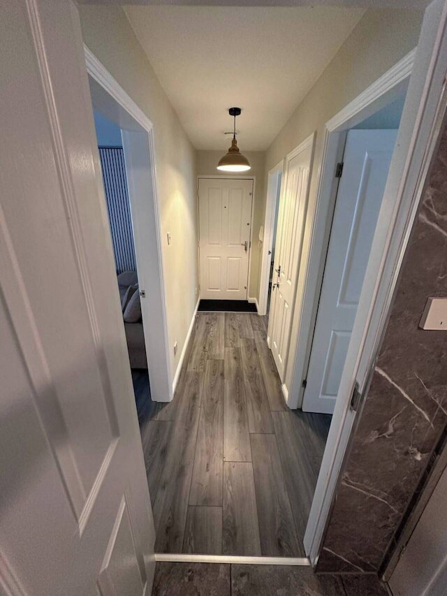 2ベッドルーム-スリープス4-フリーパーキング-WiFi-スマートテレビズ