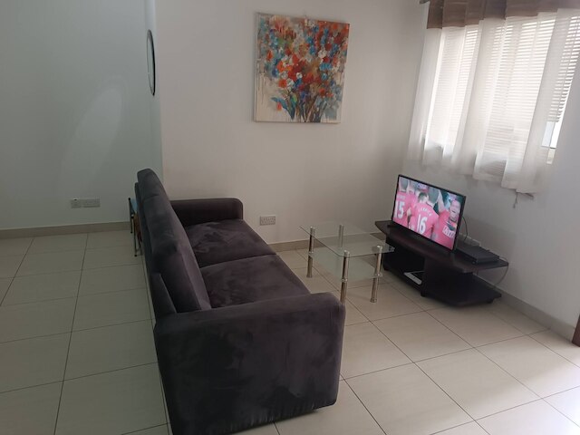 ユニバーシティ ハイツ 2 ベッドルーム コージー アパートメント