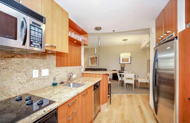 AKA ブリッケル ハイ フロア フリー パーキング バイ パレルモ ホーム