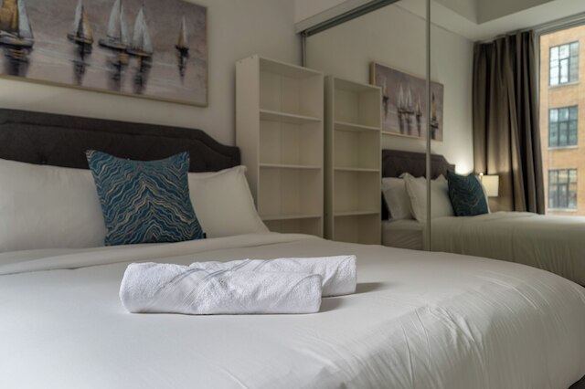 RS スイーツ - ファッション ディストリクト