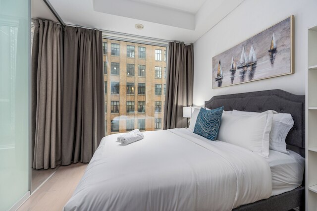 RS スイーツ - ファッション ディストリクト