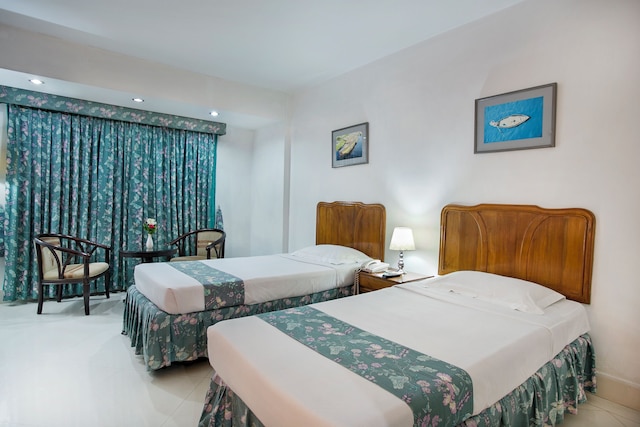 ホテル プルバニ インターナショナル リミテッド