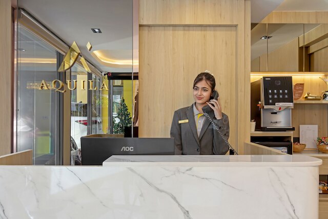 アクイラ ホテル バンコク