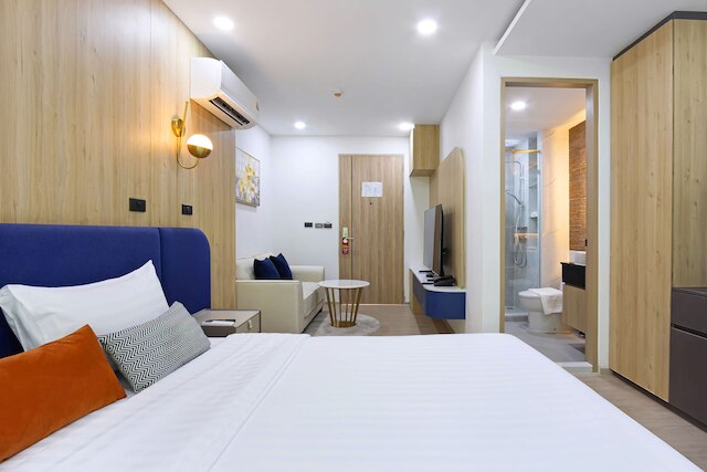 アクイラ ホテル バンコク