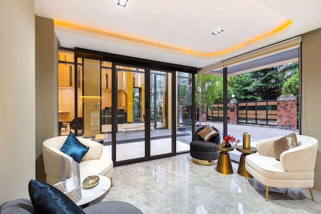 アクイラ ホテル バンコク