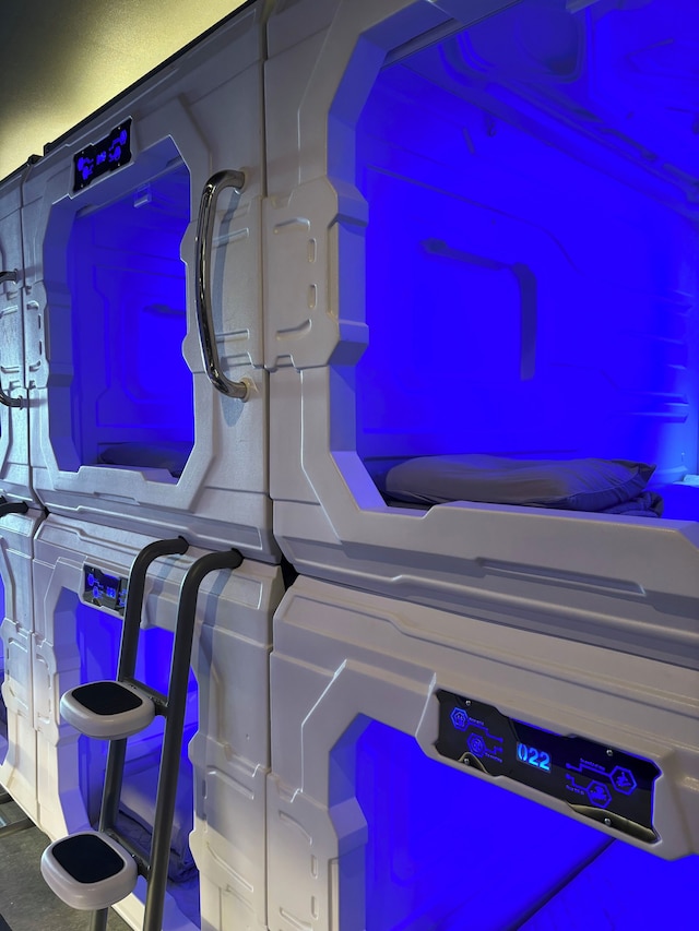 カプセルホテル長崎