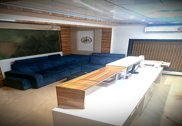 アーユシュ レジデンシー