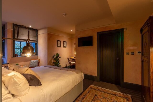 ザ ウルフパック イン