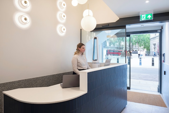 ザ ホテル レスター スクエア