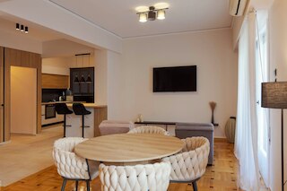 フェードラス リビング メツォヴォウ レジデンス