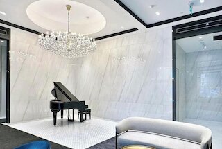 ザ ウェリー スイーツ & タワーズ トロント