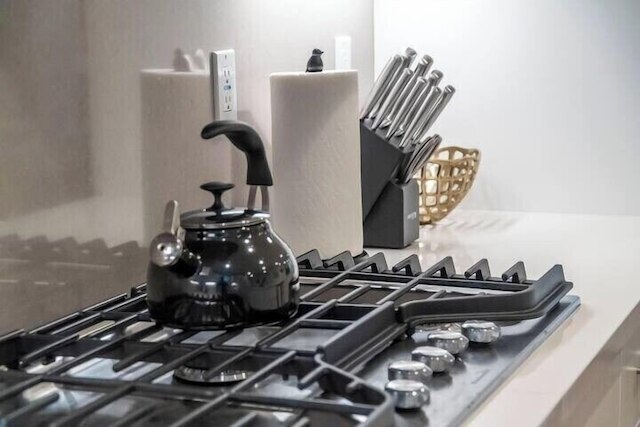 プライベート ルーム ウィズ シェアード バスルーム