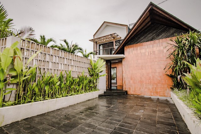 バレ サンティカラ