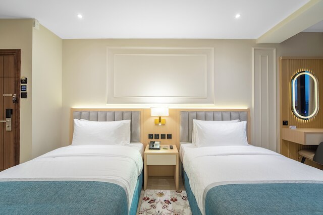 グランド アンバサダー ホテル