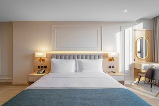 グランド アンバサダー ホテル