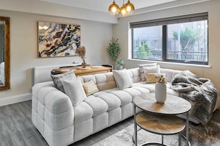 ホスト ステイ シック タウンハウス バイ ザ ドックス