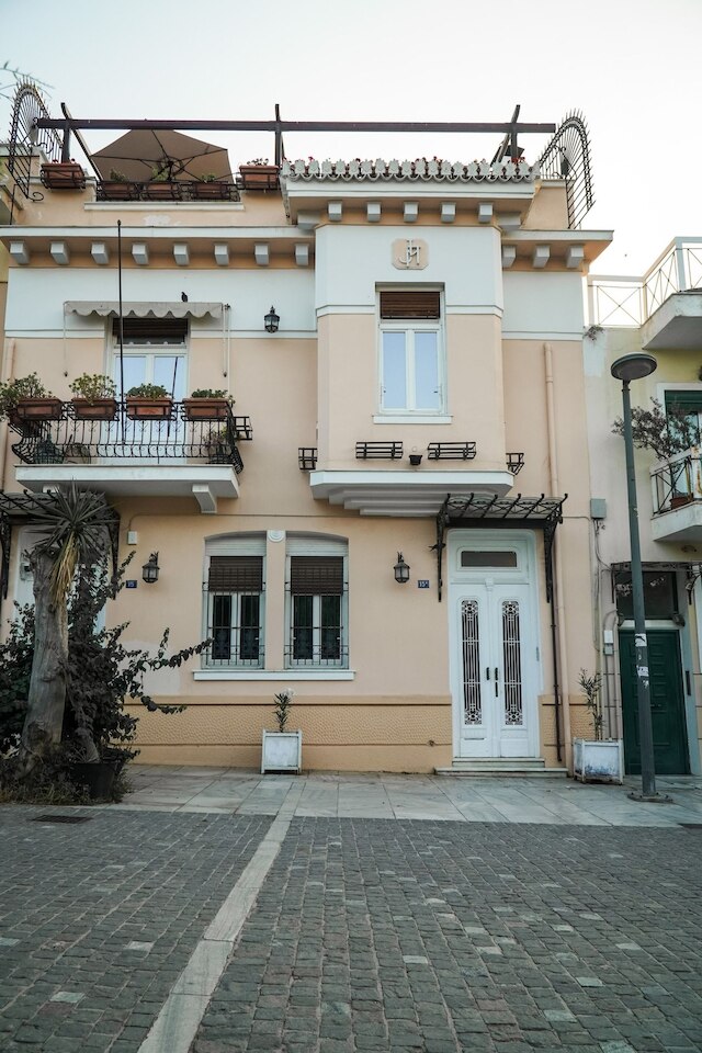 ユニーク サンリット ハウス オーバールッキング ザ アクロポリス