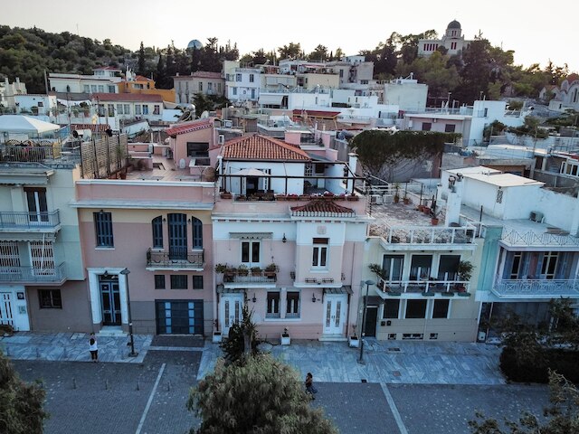 ユニーク サンリット ハウス オーバールッキング ザ アクロポリス