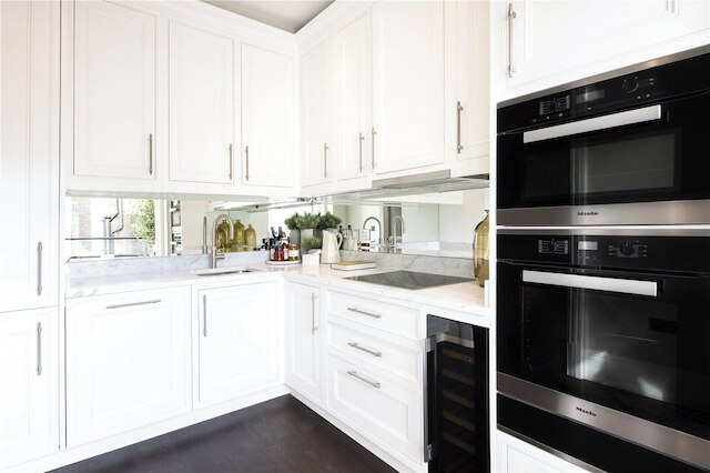 2 ベッドルーム フラット ウィズ バルコニー