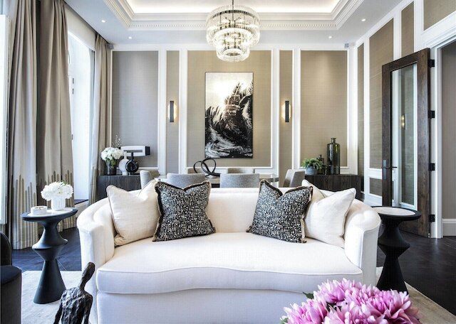 2 ベッドルーム フラット ウィズ バルコニー