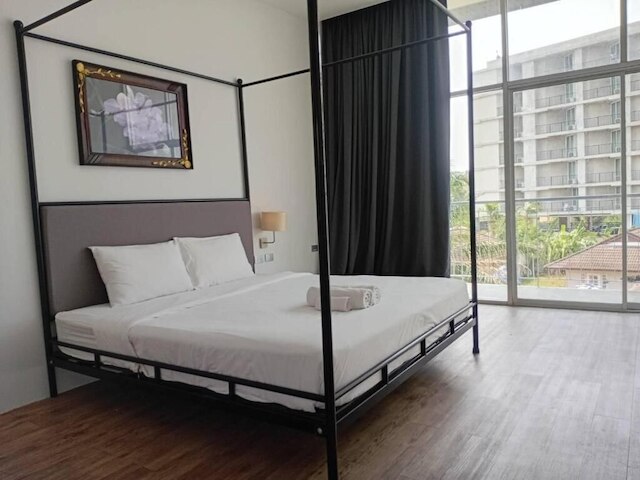 サンセット セレニティ ジョムティエン リゾート