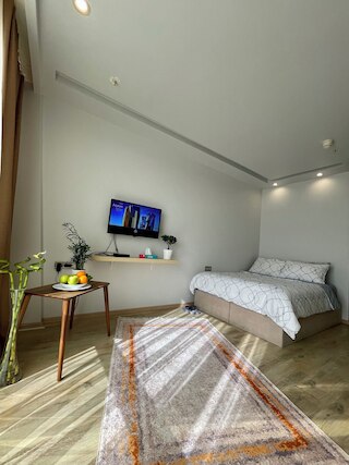 スタジオ ユニット ウィズ プール アンド ジム