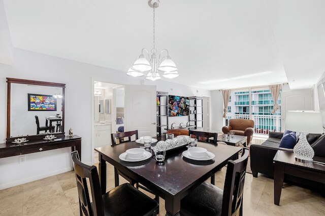 ザ クラシック & エレガンス ミックスド イン ワン-サイト