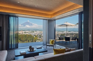 edit x seven 富士御殿場