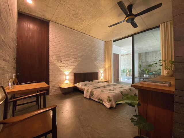 タン ハウス - クローズ トゥ ネイチャー