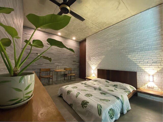 タン ハウス - クローズ トゥ ネイチャー