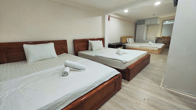 クラウン ミャオ ブイ ヴィエン ホテル 2