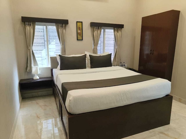 ICY ホワイト ローズ