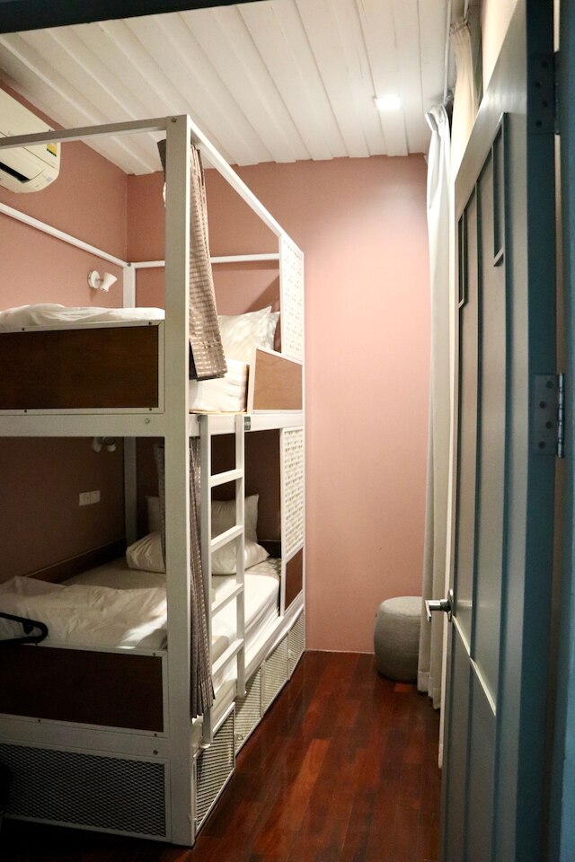 サイジャイ カフェ & ホステル