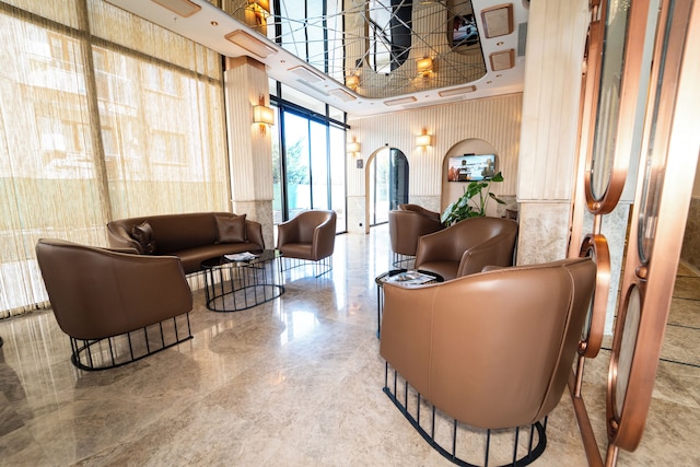 エデュシティ スイート アンド ホテルズ アタシェヒル