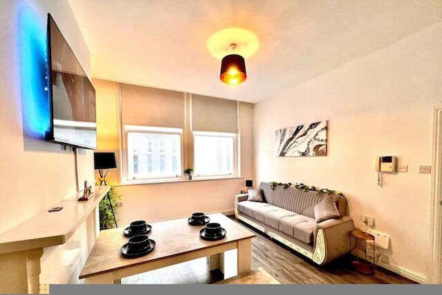 アーウェル ユア リバプール ベース