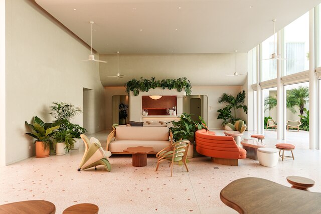 ザ スタンダード パタヤ ナ ジョムティエン