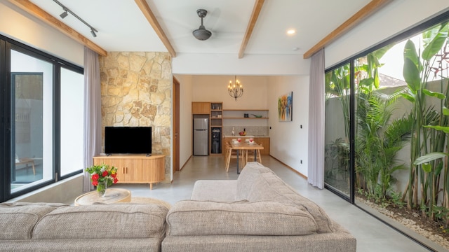 エレファント ヴィラ 4 バイ ヴィラ ファインダー