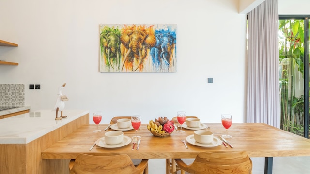 エレファント ヴィラ 4 バイ ヴィラ ファインダー