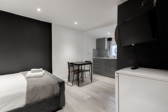 エッジウェア ロード アパートメンツ