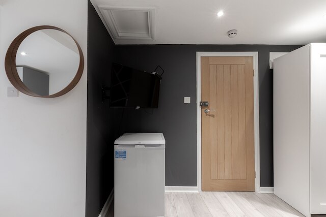 エッジウェア ロード アパートメンツ