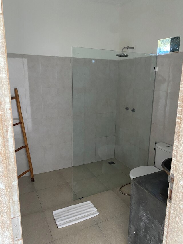 ニャンニャン バンガロー ウルワツ