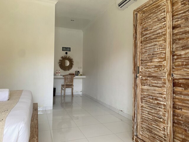 ニャンニャン バンガロー ウルワツ